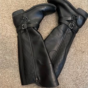 Black, GBG boots. I believe they are size 9.5